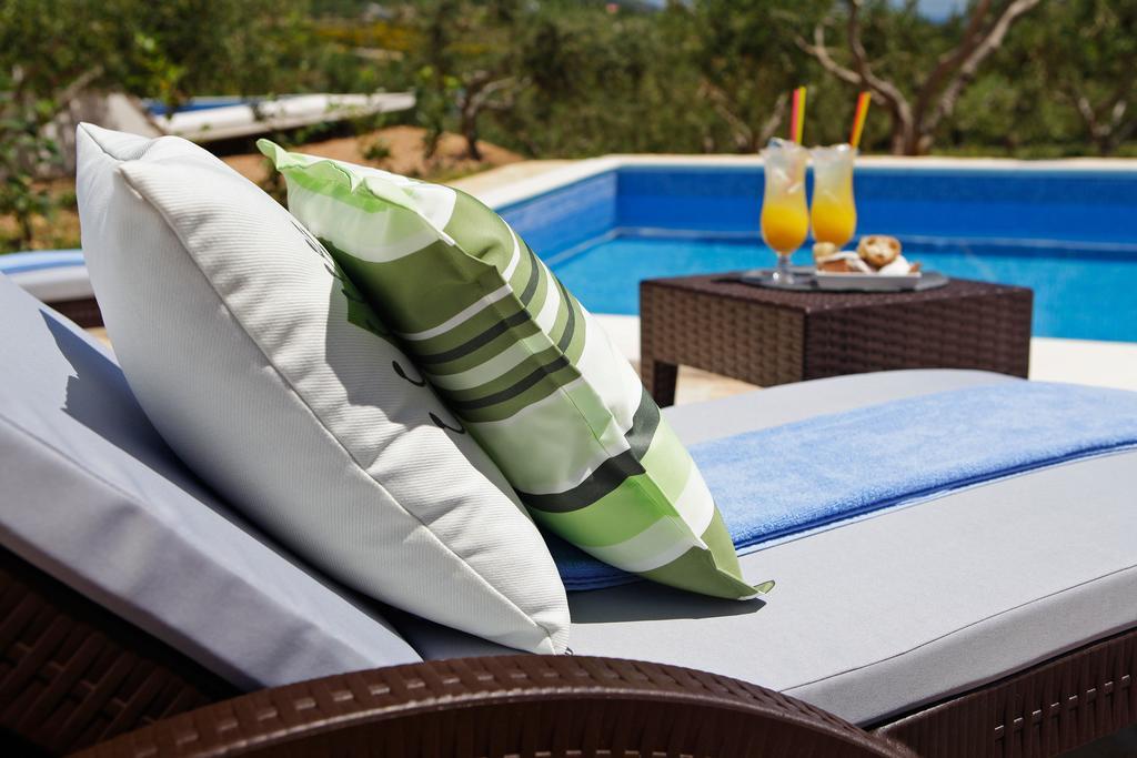 Holiday Homes Oliva Bol Habitación foto